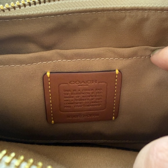 NWT Coach Teri Shoulder Bag in Chalk - Picture 5 of 7